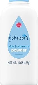 Johnson's Baby Powder with Naturally Derived Cornstarch, Aloe & Vitamin E for Delicate Skin, Hypoallergenic, Free of Parabens, Phthalates & Dyes for Gentle Baby Skin Care, 15 oz